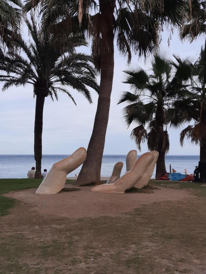 Apto A 2 Minutos De Playa. フエンヒロラ エクステリア 写真